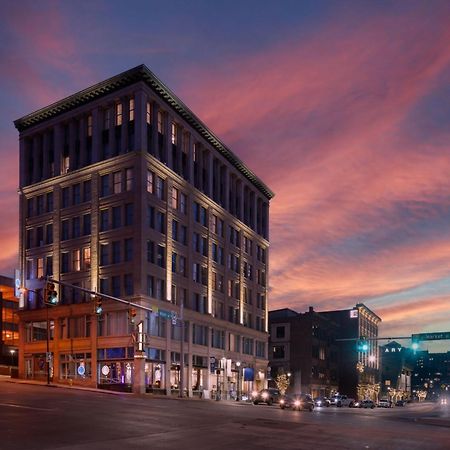 Blu-Tique, Akron, A Tribute Portfolio Hotel Экстерьер фото